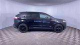 Used 2020 Ford Edge SE image 3