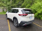 Used 2022 Nissan Rogue SV w/ SV Premium Package image 3