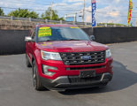 Used 2017 Ford Explorer XLT w/ Equipment Group 202A image 3