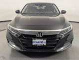 Used 2018 Honda Accord Touring image 3