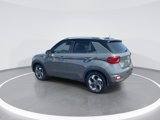 Used 2024 Hyundai Venue Limited image 6