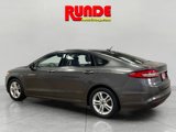 Used 2018 Ford Fusion SE w/ Fusion SE Technology Package image 5
