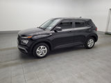 Used 2022 Hyundai Venue SE image 2