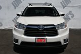 Used 2014 Toyota Highlander XLE image 2
