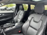 Used 2018 Volvo XC60 T5 Momentum w/ Vision Package image 5