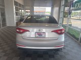 Used 2017 Hyundai Sonata SE image 5