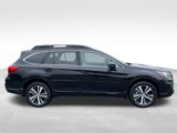 Used 2018 Subaru Outback 3.6R Limited image 2