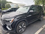 Used 2024 Volkswagen Atlas SE image 3