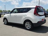 Used 2022 Kia Soul LX w/ Technology Package image 5