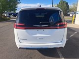 Used 2023 Chrysler Pacifica Touring-L image 6