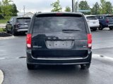 Used 2016 Dodge Grand Caravan SXT image 6
