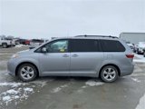 Used 2015 Toyota Sienna LE image 2