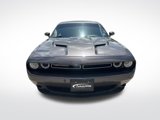 Used 2017 Dodge Challenger SXT image 3