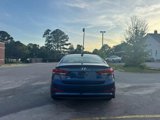 Used 2017 Hyundai Elantra SE image 4