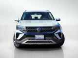 Used 2022 Volkswagen Taos SE image 2