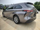 Used 2021 Toyota Sienna XLE image 4