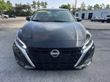 Used 2023 Nissan Altima 2.5 SV image 2