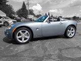 Used 2006 Pontiac Solstice Convertible w/ Premium Package image 2