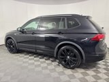Used 2021 Volkswagen Tiguan SE R-Line image 4