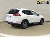 Used 2017 Nissan Rogue SL image 5