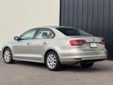 Used 2015 Volkswagen Jetta SE image 3