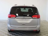 Used 2020 Chrysler Pacifica Touring-L image 4