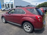 Used 2017 Chevrolet Equinox LT w/ Convenience Package image 2