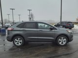 Certified 2024 Ford Edge SE image 3