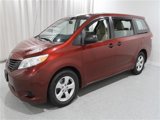 Used 2012 Toyota Sienna image 3