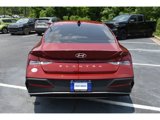 Used 2025 Hyundai Elantra SE image 4