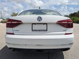 Used 2018 Volkswagen Passat 2.0T R-Line image 5