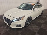 Used 2019 Nissan Altima 2.5 Platinum image 2