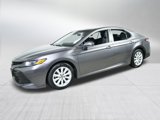 Used 2018 Toyota Camry LE image 3