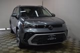 New 2025 Volkswagen Taos SE image 2