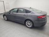 Used 2020 Ford Fusion SE image 3