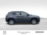Used 2022 Jeep Compass Latitude image 4