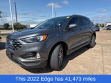 Used 2022 Ford Edge Titanium image 2