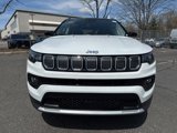Certified 2022 Jeep Compass Limited image 2