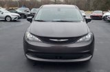 Used 2022 Chrysler Voyager LX image 2