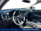 Used 2020 Kia Sportage LX image 2