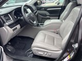Used 2015 Toyota Highlander XLE image 6
