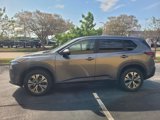 Used 2023 Nissan Rogue SV image 2