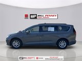 Used 2022 Chrysler Pacifica Touring-L image 4
