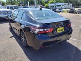 Used 2022 Toyota Camry SE image 6