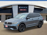 Used 2022 Volkswagen Tiguan SE R-Line image 3