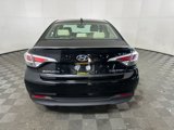 Used 2017 Hyundai Sonata SE image 4