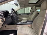 Used 2018 Ford Fusion SE image 3