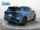 New 2025 Volkswagen Tiguan SE R-Line image 5