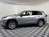 Used 2022 Toyota RAV4 LE image 3