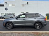 Used 2021 Volkswagen Tiguan SE w/ Panoramic Sunroof Package image 2